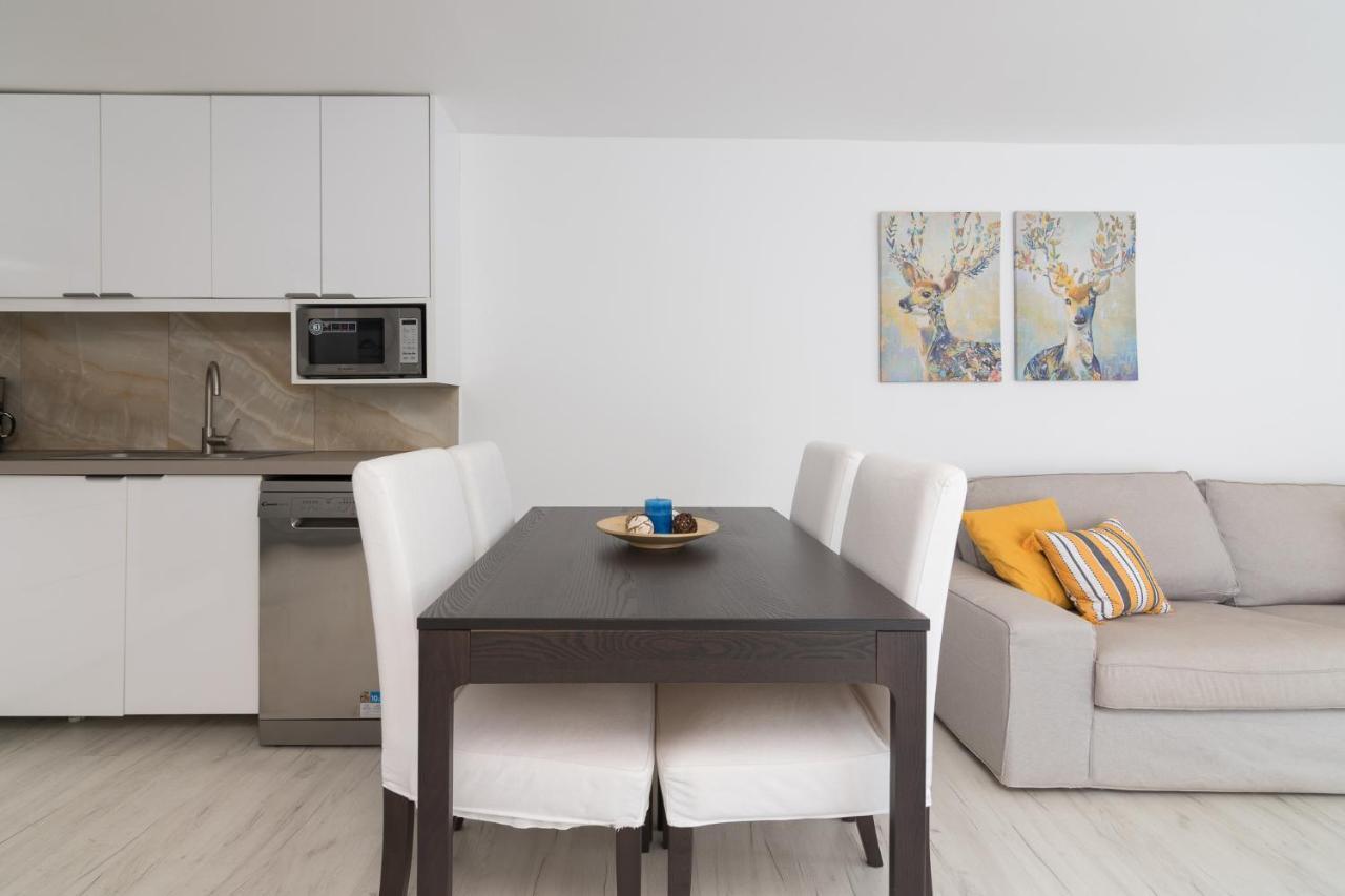 Apartment For 3 Ppl In Varkiza Bagian luar foto